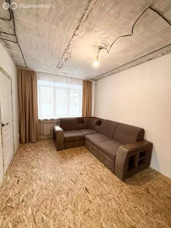 3-комнатная квартира: Братск, улица Обручева, 31Б (61 м) - Фото 0