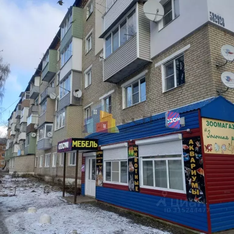 3-к кв. Тульская область, Киреевск ул. Льва Толстого, 16 (42.6 м) - Фото 0