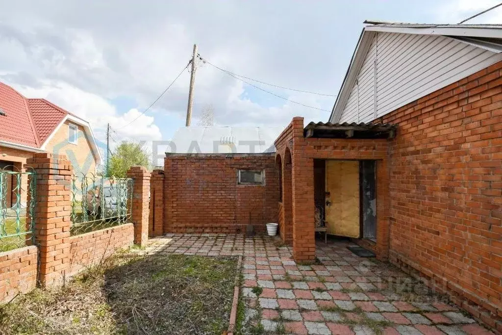 Дом в Омская область, Омский район, с. Розовка Школьная ул. (84 м) - Фото 1