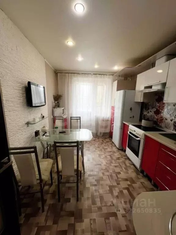 2-к кв. Красноярский край, Красноярск ул. Дмитрия Мартынова, 24 (68.0 ... - Фото 0
