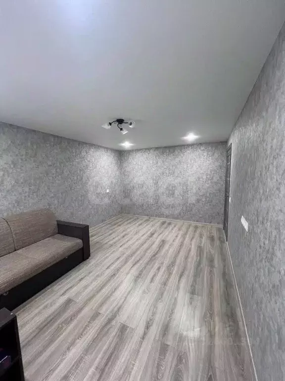 1-к кв. Ростовская область, Новочеркасск ул. Макаренко, 78/2 (32.8 м) - Фото 1