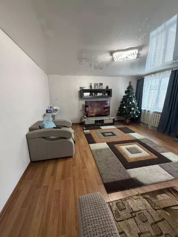 Дом в Тыва, Кызыл Университетская ул. (77 м) - Фото 1