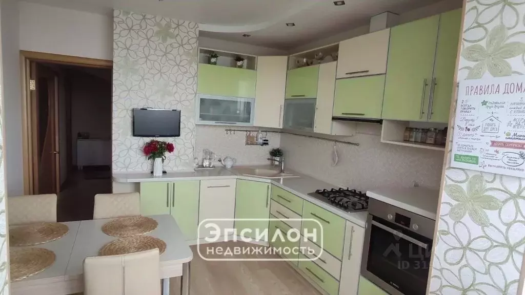 4-к кв. Курская область, Курск Коммунальная ул., 12 (95.6 м) - Фото 0