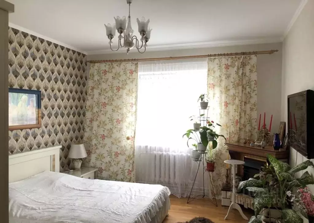 3-к кв. Ростовская область, Волгодонск ул. Гагарина, 10Б (87.1 м) - Фото 0