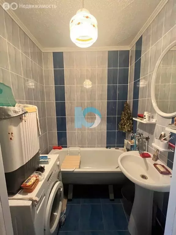 2-комнатная квартира: Благовещенск, улица Братьев Першиных, 2 (51.3 м) - Фото 1