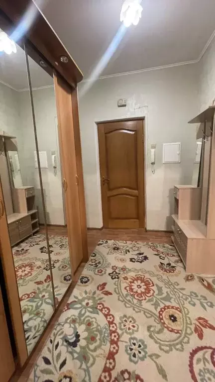 2-к кв. Воронежская область, Воронеж ул. Антонова-Овсеенко, 25А (64.0 ... - Фото 2