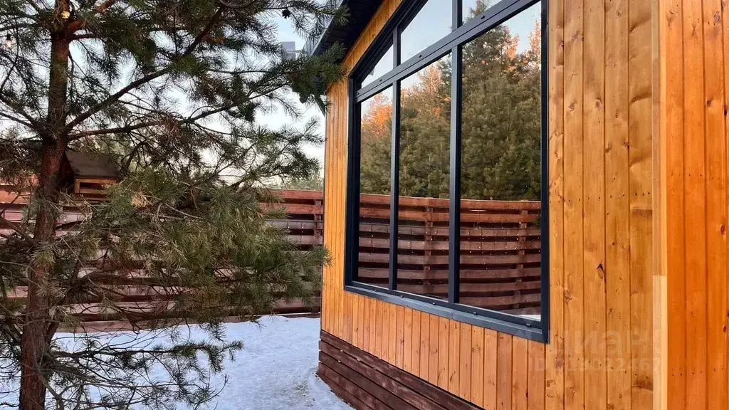 Дом в Свердловская область, Екатеринбург Лесные Тропы тер., 7 (100 м) - Фото 0