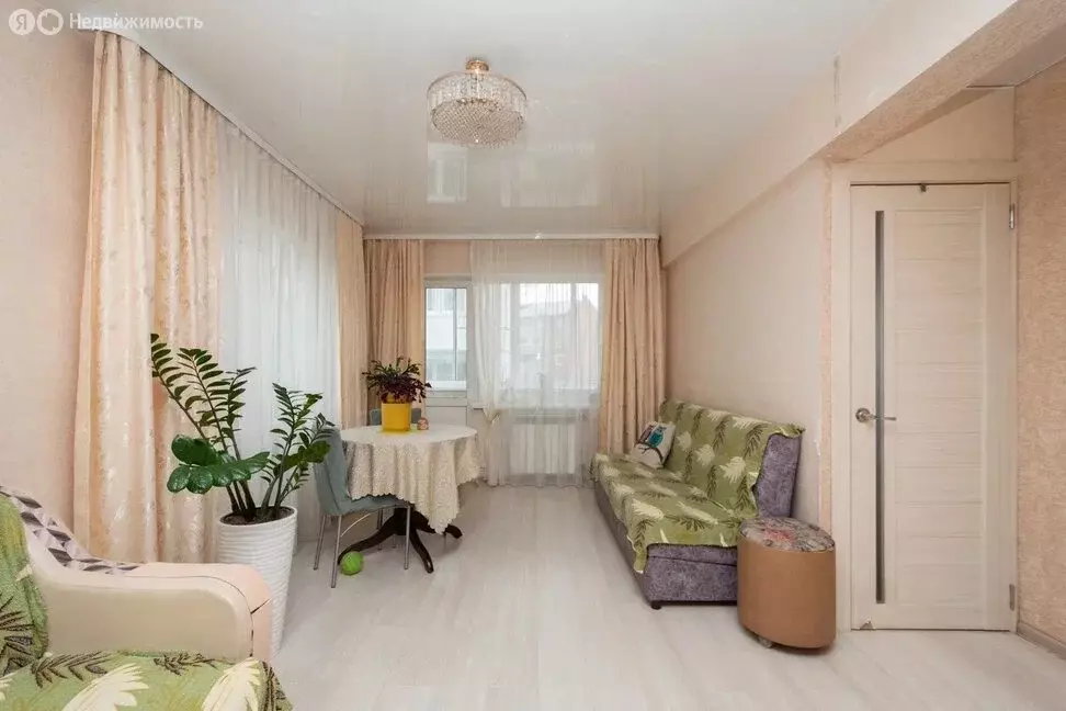 1-комнатная квартира: Иркутск, улица Лебедева-Кумача, 59 (30.4 м) - Фото 1