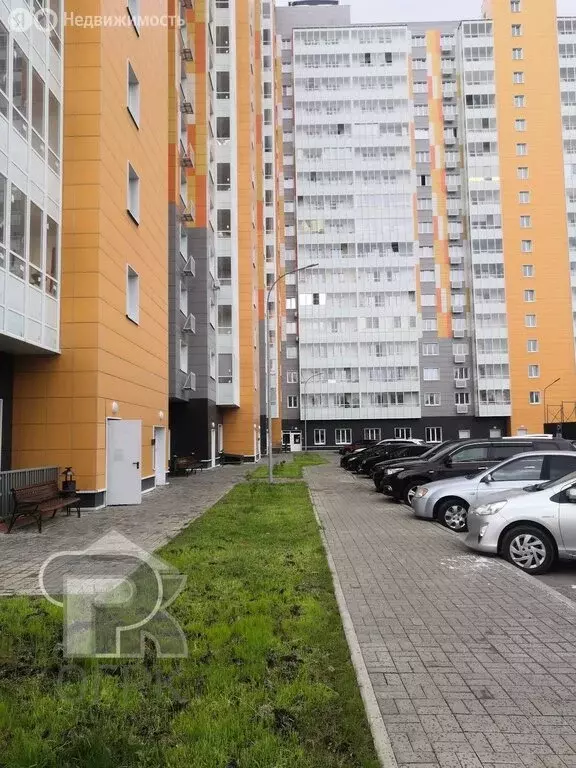 2-комнатная квартира: посёлок городского типа Андреевка, Клубная ... - Фото 1