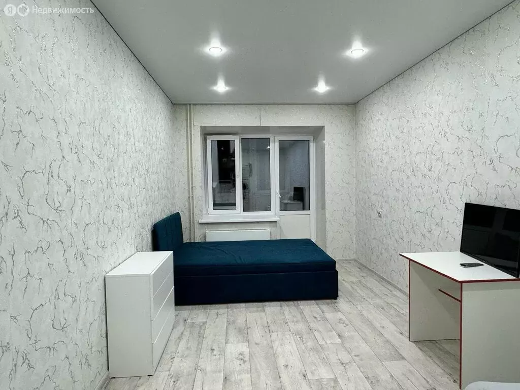 1-комнатная квартира: Абакан, улица Генерала Тихонова, 6 (37.5 м) - Фото 2