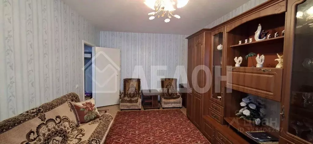 2-к кв. Омская область, Омск просп. Космический, 16Ак1 (56.0 м) - Фото 1