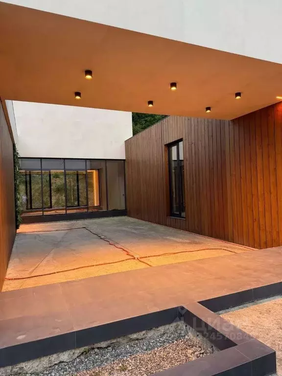 Дом в Краснодарский край, Сочи городской округ, с. Лесное ул. ... - Фото 2