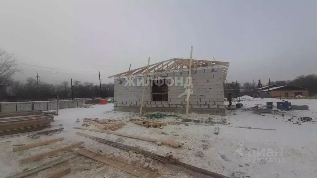 Дом в Хакасия, Абакан ул. Кадышева (120 м) - Фото 1