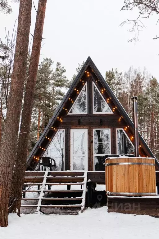 Дом в Карелия, Питкярантский муниципальный округ, д. Ууксу ул. ... - Фото 1