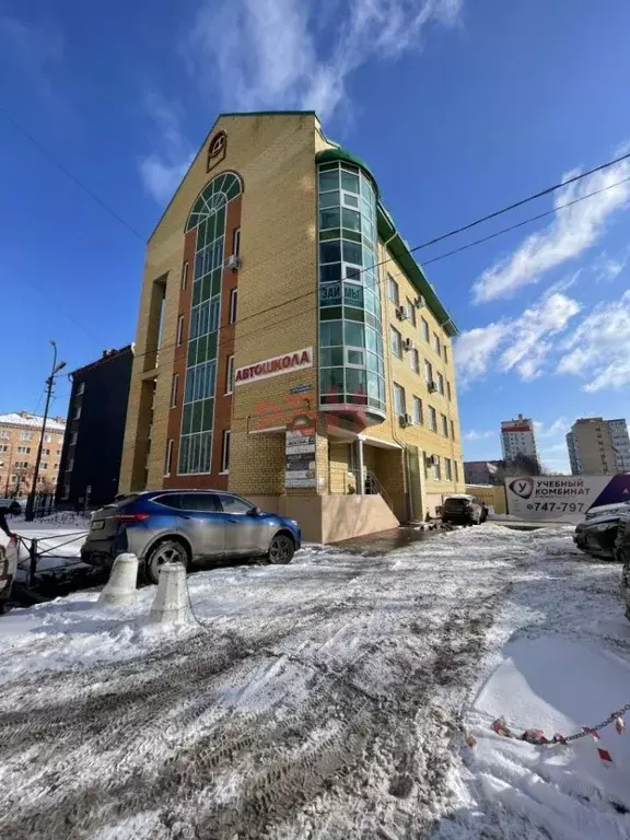 Офис в Тюменская область, Тюмень ул. Мельникайте, 85А (46 м) - Фото 1