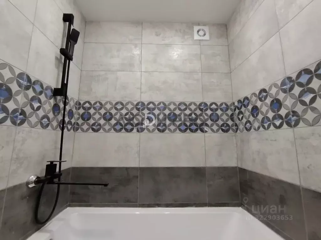 1-к кв. Алтайский край, Барнаул ул. Георгия Исакова, 117 (30.4 м) - Фото 2