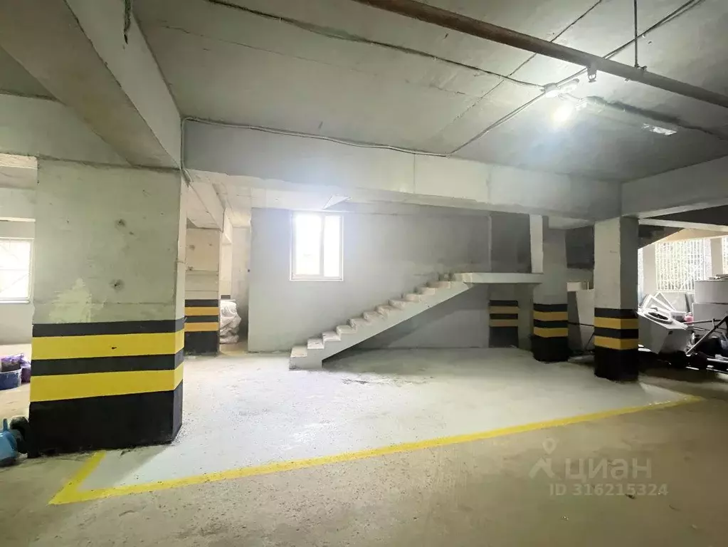 Гараж в Краснодарский край, Сочи ул. Параллельная, 8/6 (17 м) - Фото 0