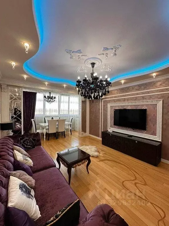 2-к кв. Крым, Симферополь ул. Караманова, 3 (80.0 м) - Фото 2