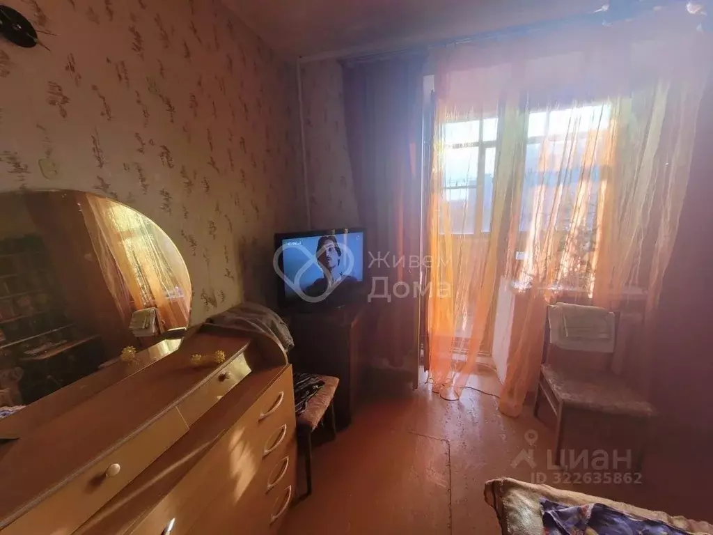 3-к кв. Волгоградская область, Волгоград ул. Батова, 9 (64.4 м) - Фото 1