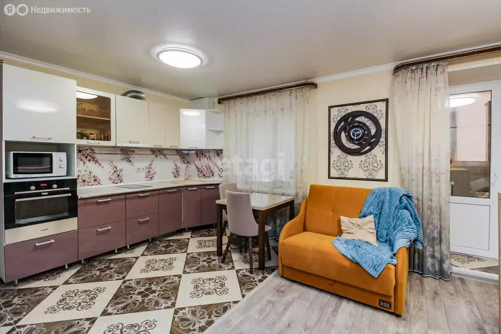 Квартира-студия: Тюмень, улица Самарцева, 177 (36.8 м) - Фото 1