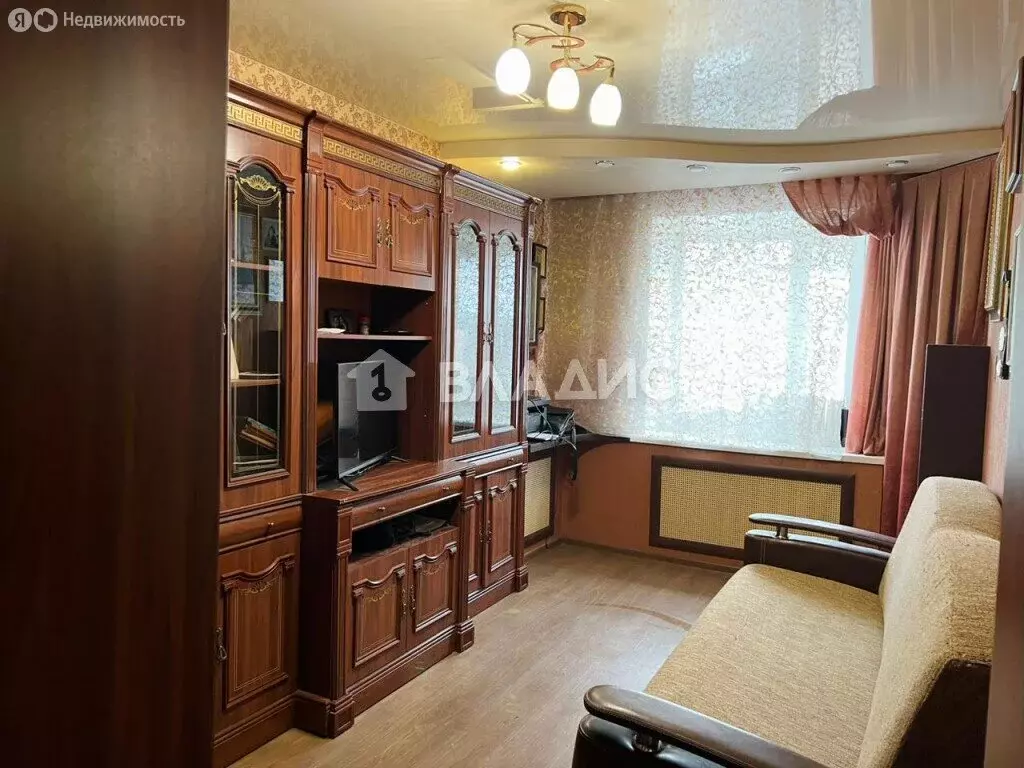 3-комнатная квартира: Вологда, улица Петина, 10 (74 м) - Фото 0