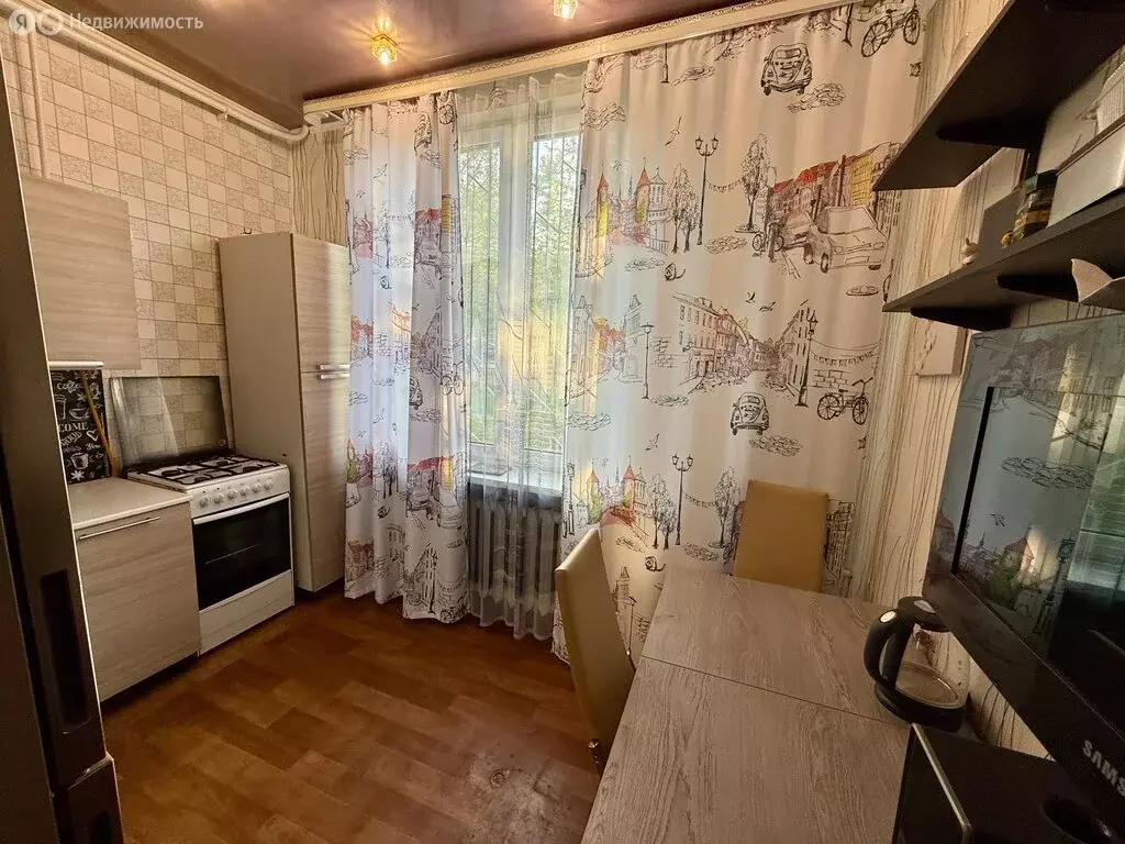 2-комнатная квартира: Череповец, улица Ленина, 120А (57.8 м) - Фото 2