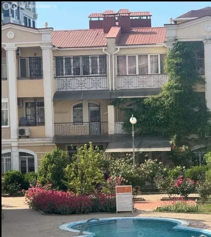 2-комнатная квартира: Евпатория, проспект Ленина, 68к35 (66.3 м) - Фото 1