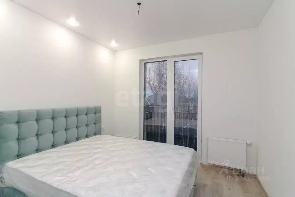 2-к кв. Тюменская область, Тюмень ул. Александра Звягина, 9 (52.5 м) - Фото 1