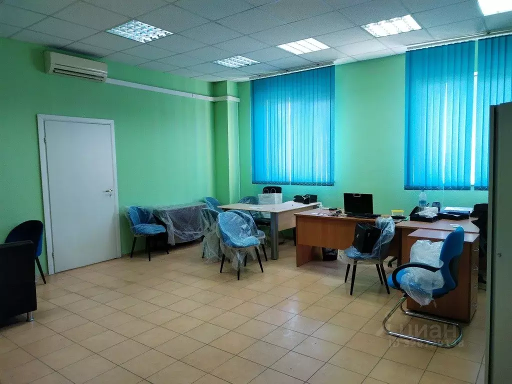 Помещение свободного назначения в Свердловская область, Екатеринбург ... - Фото 1