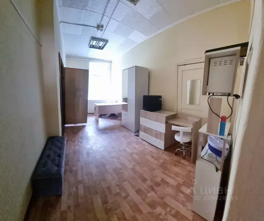 Помещение свободного назначения в Тульская область, Белев Октябрьская ... - Фото 2