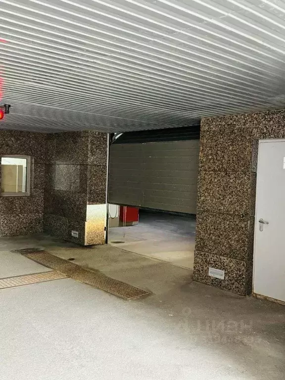 Гараж в Санкт-Петербург просп. Юрия Гагарина, 7 (30 м) - Фото 1