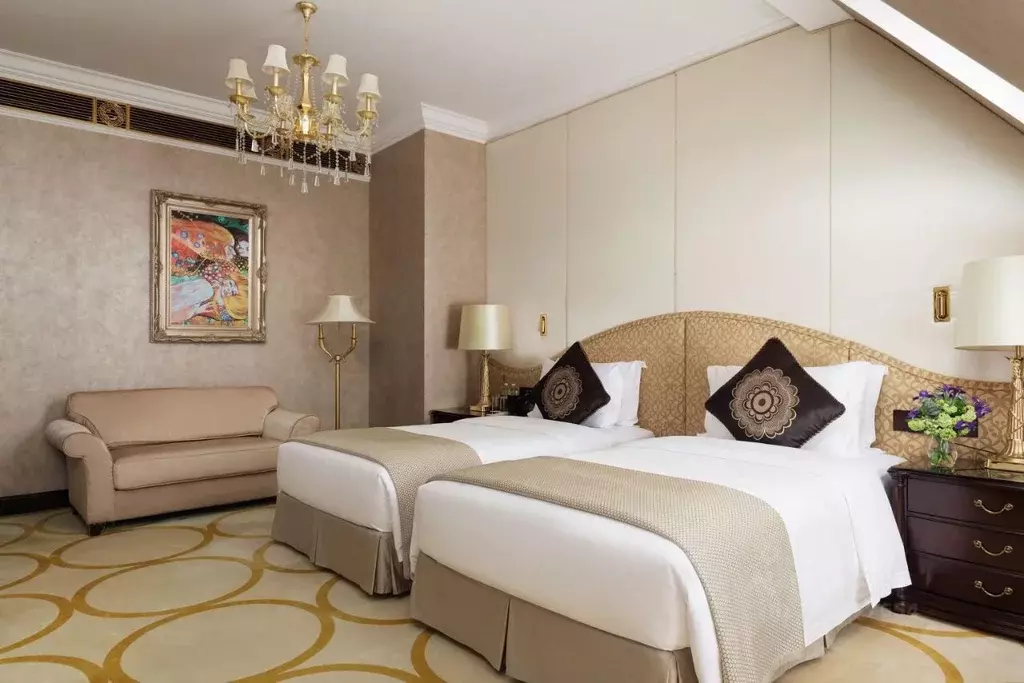 Комната Москва Никольская ул., 12 (35.0 м) - Фото 2