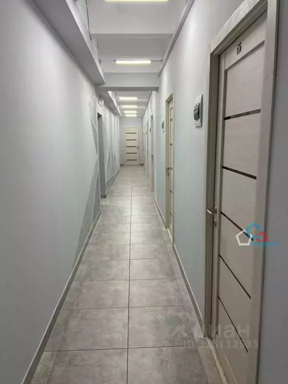 Помещение свободного назначения в Омская область, Омск ул. Химиков, 8 ... - Фото 1