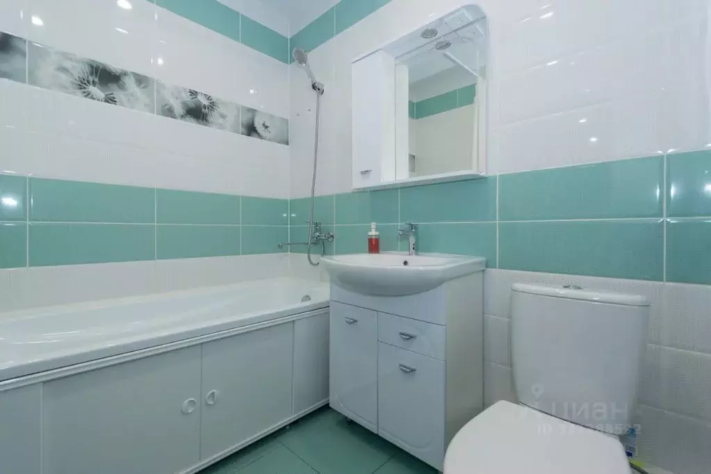 3-к кв. Новосибирская область, Новосибирск Планетная ул., 55/1 (80.0 ... - Фото 1