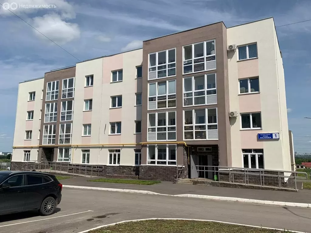 3-комнатная квартира: Миловка, улица Аксакова, 3 (76 м) - Фото 1
