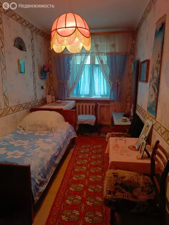 3-комнатная квартира: Каменск-Шахтинский, проспект Карла Маркса, 13 ... - Фото 1