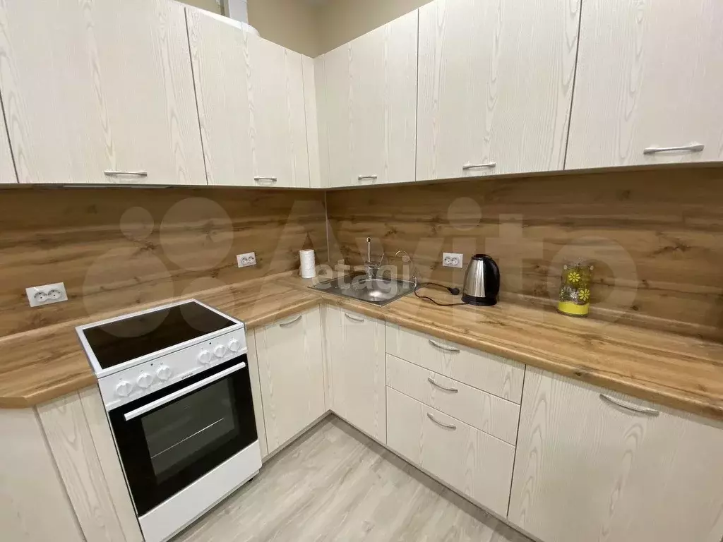 2-к. квартира, 55 м, 3/16 эт. - Фото 0