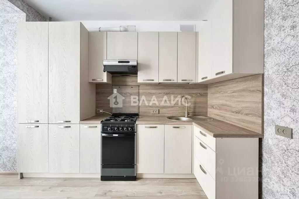 3-к кв. Карелия, Петрозаводск проезд Луганский, 5 (76.3 м) - Фото 2