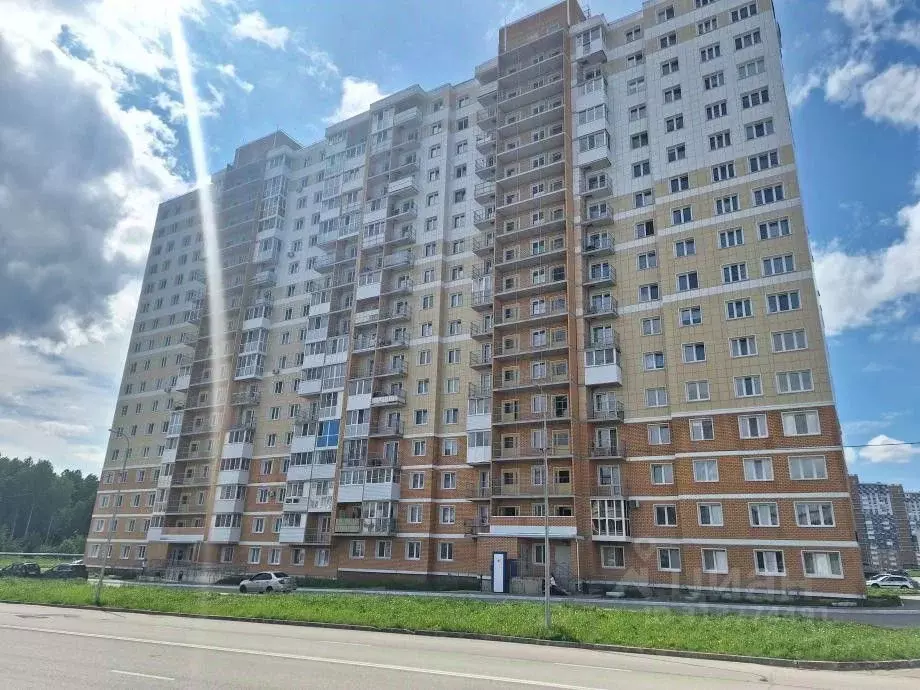 1-к кв. Пермский край, Березники ул. Ивана Дощеникова, 1 (33.0 м) - Фото 0