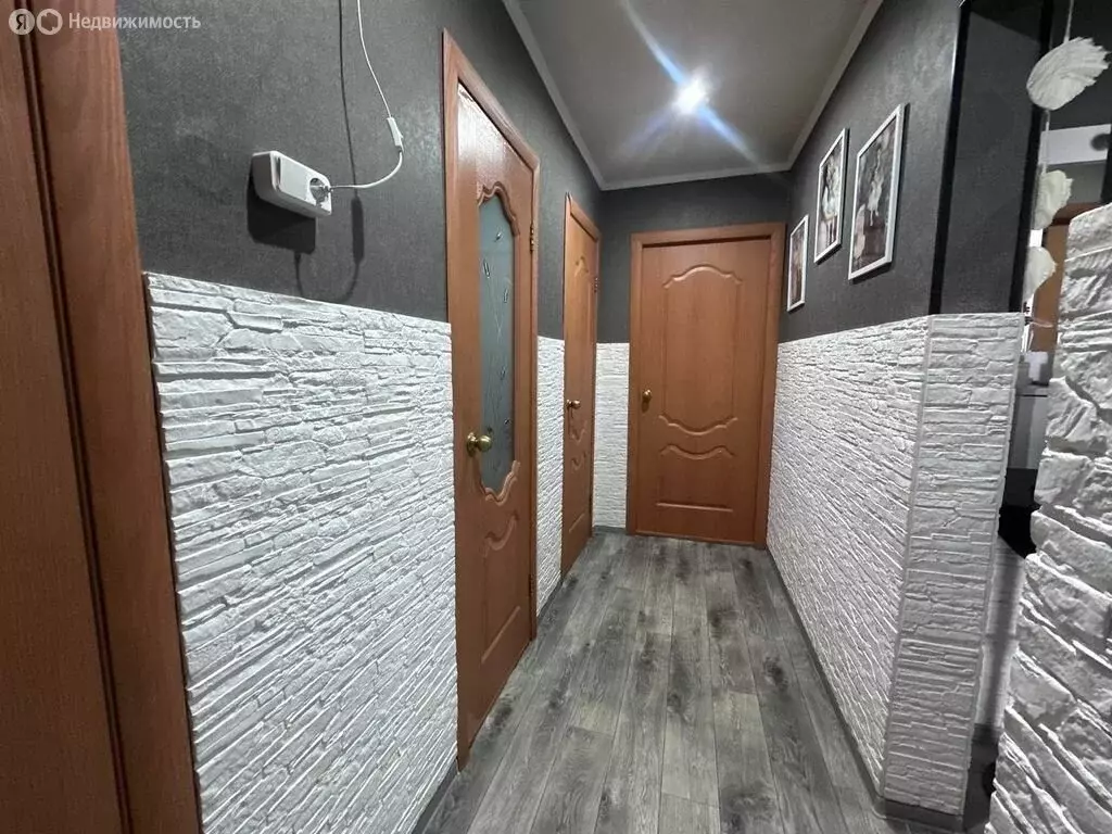 2-комнатная квартира: Оренбург, Салмышская улица, 4 (54.4 м) - Фото 1