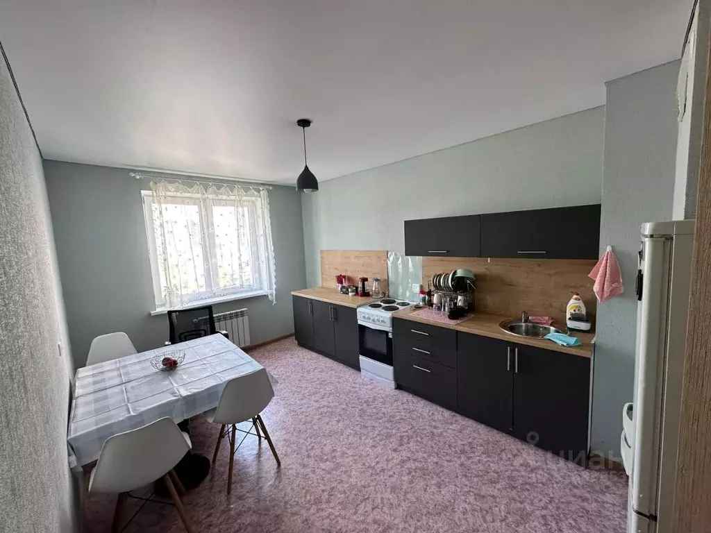 2-к кв. Татарстан, Казань ул. Мустая Карима, 3 (65.0 м) - Фото 0