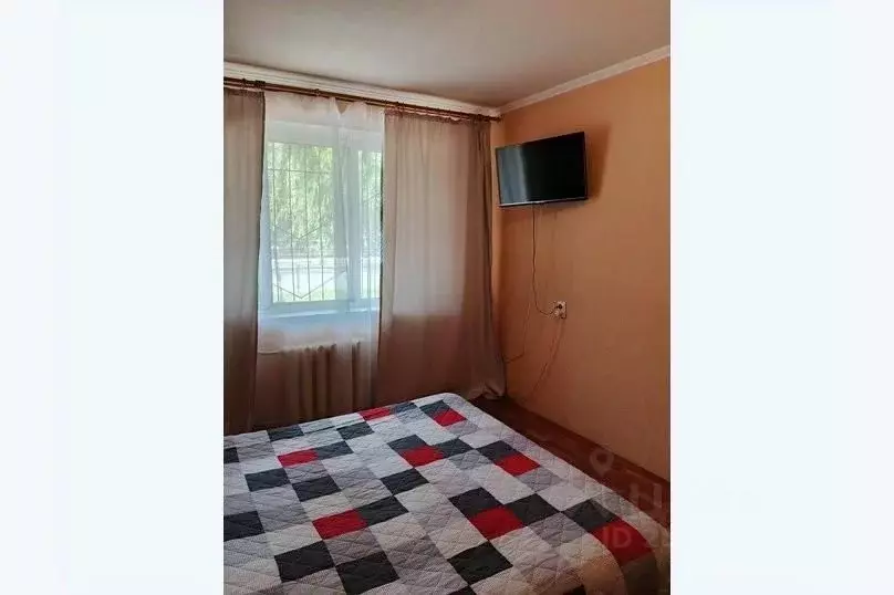 1-к кв. Крым, Керчь ул. Маршала Еременко, 41 (32.0 м) - Фото 0