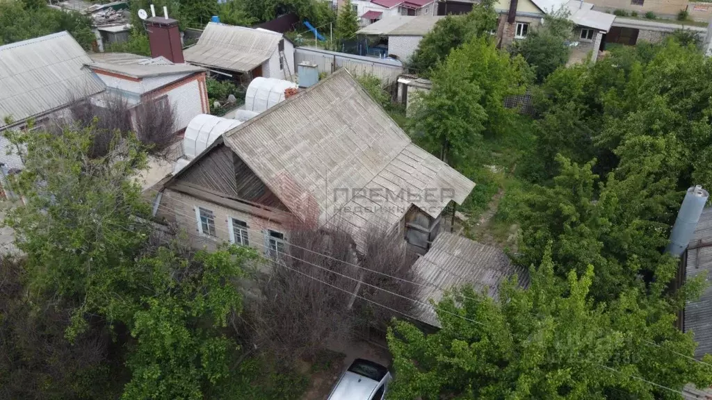 дом в волгоградская область, волгоград ул. венецианова, 17 (79 м) - Фото 1