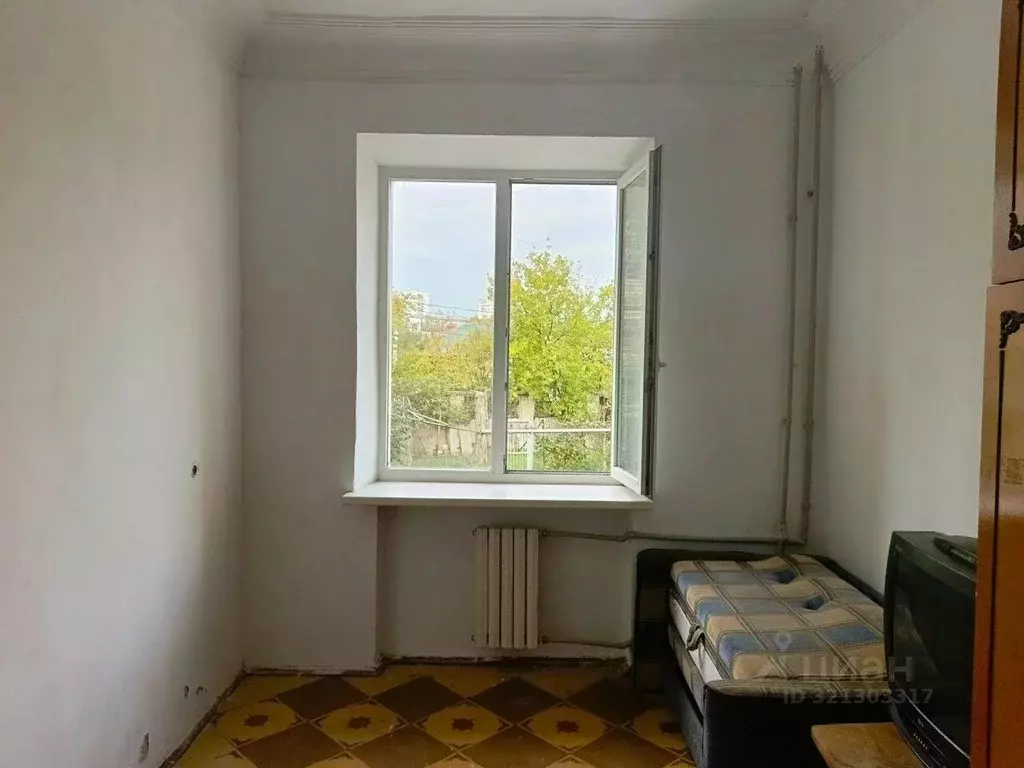 Комната Севастополь ул. Приморская, 25 (10.4 м) - Фото 0