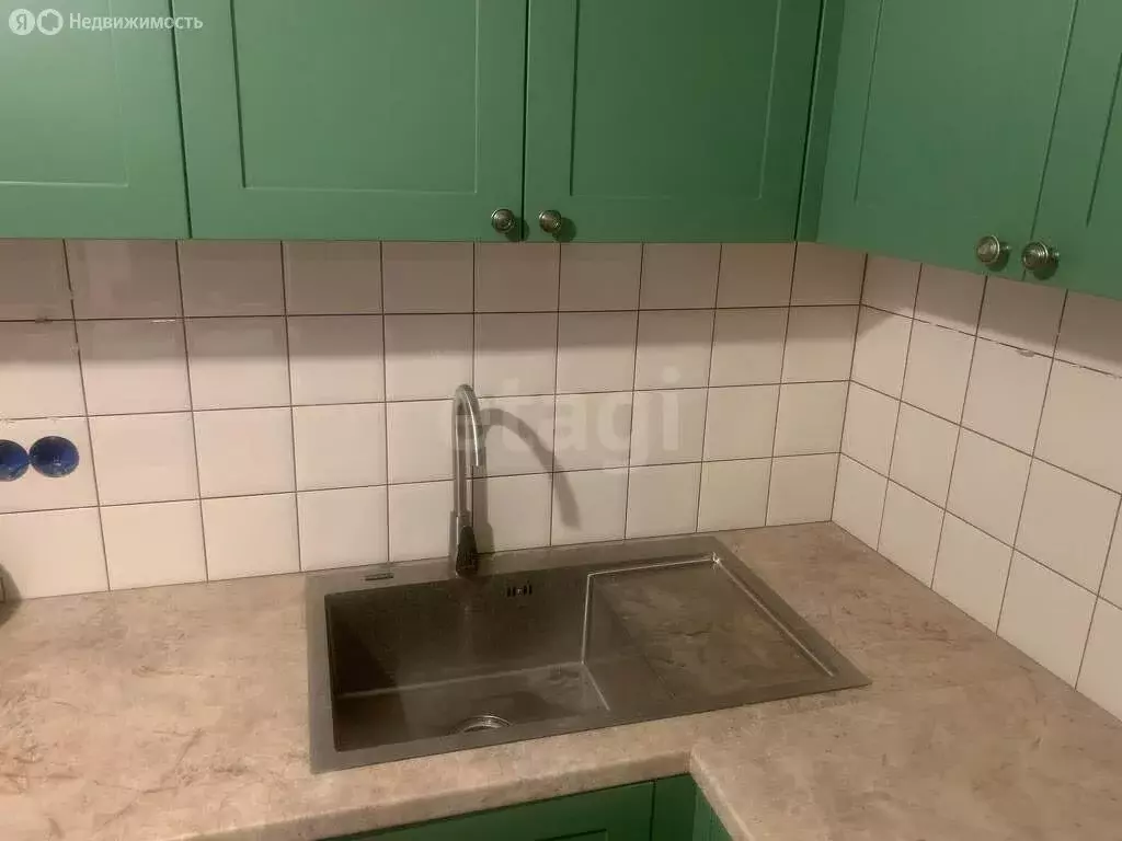 3-комнатная квартира: Энгельс, улица Маршала А.М. Василевского, 27 ... - Фото 2