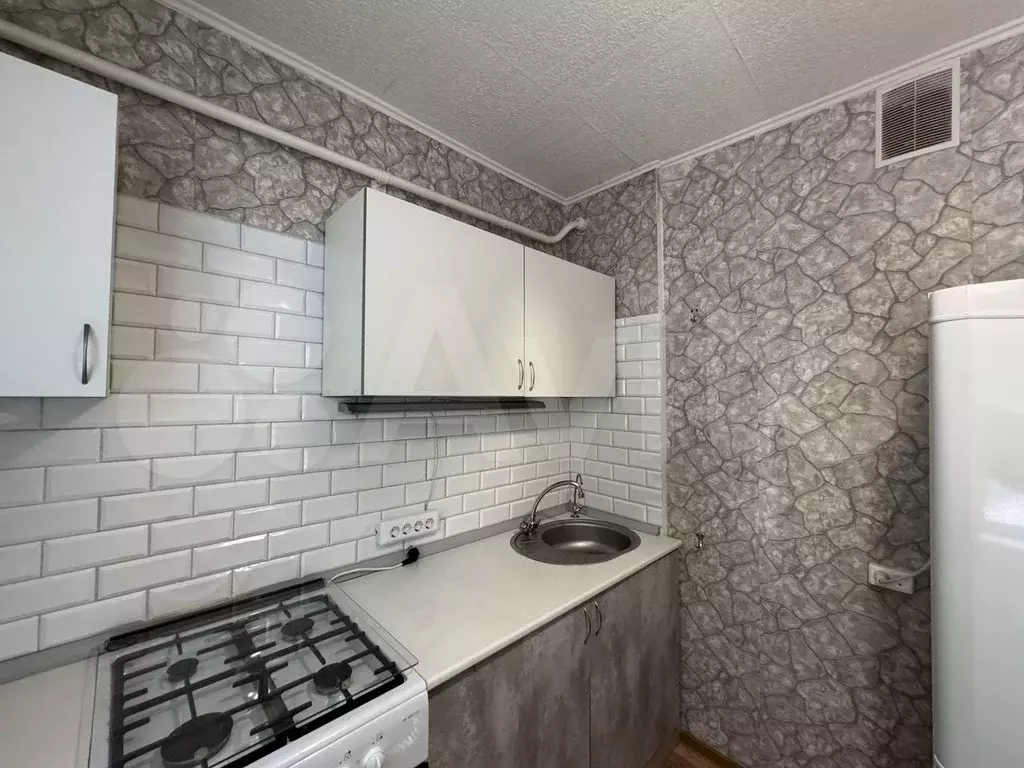 2-к. квартира, 43 м, 1/5 эт. - Фото 1