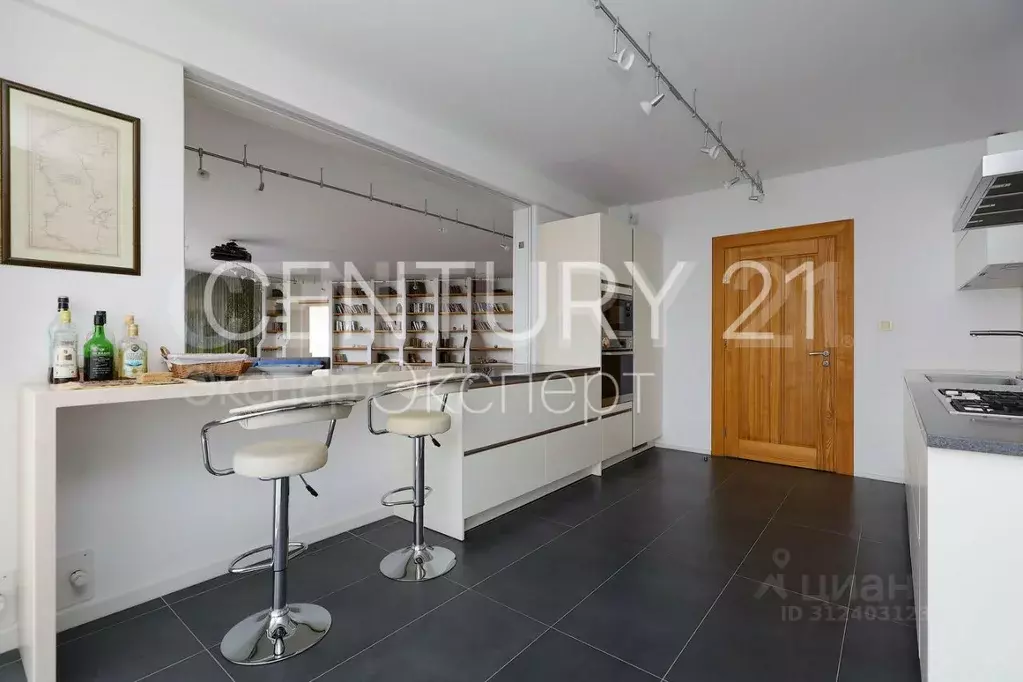 5-к кв. Калининградская область, Калининград просп. Мира, 107 (361.0 ... - Фото 1