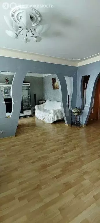 3-комнатная квартира: Белгородская область, Шебекинский муниципальный ... - Фото 1