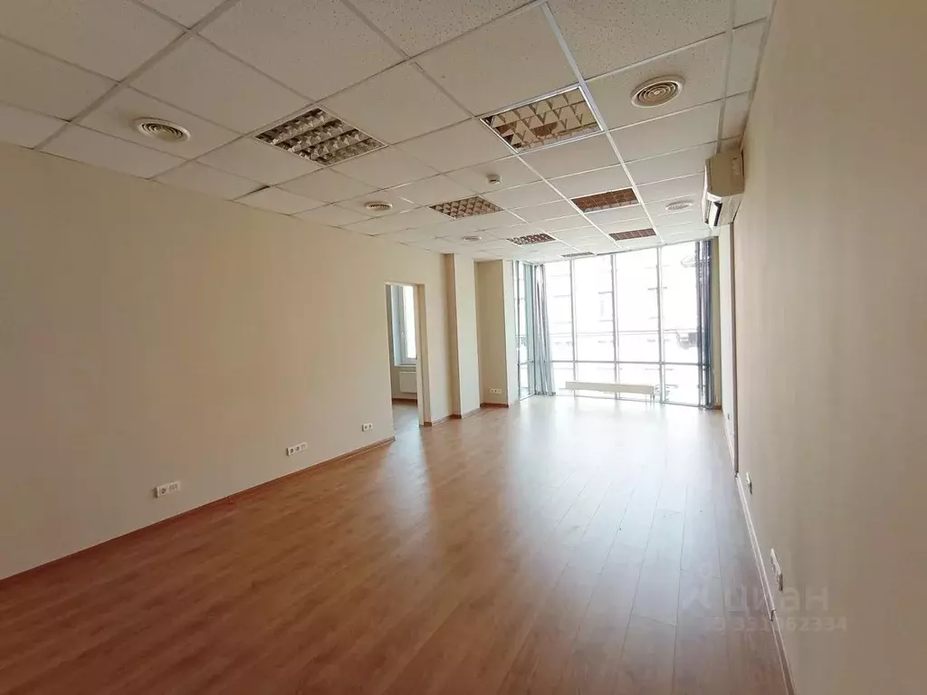 Офис в Санкт-Петербург просп. Малый Васильевского острова, 22 (200 м) - Фото 2