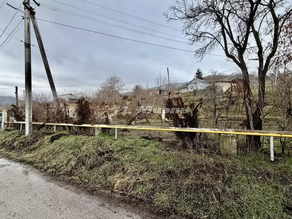 Участок в Крым, Бахчисарайский район, с. Верхоречье ул. ... - Фото 2